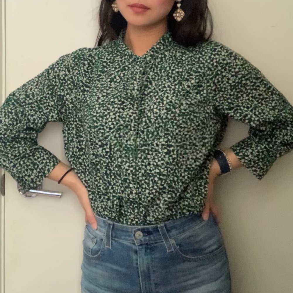 LIZ CLAIBORNE Blouse